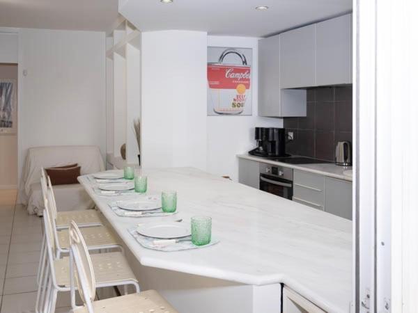 Apartament Vouliagmeni'S Secret Garden Near The Sea Ateny Zewnętrze zdjęcie