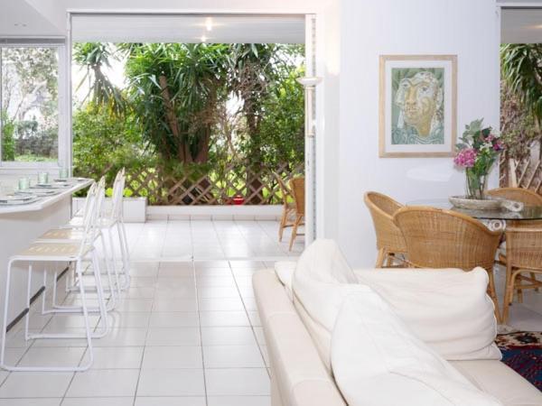 Apartament Vouliagmeni'S Secret Garden Near The Sea Ateny Zewnętrze zdjęcie
