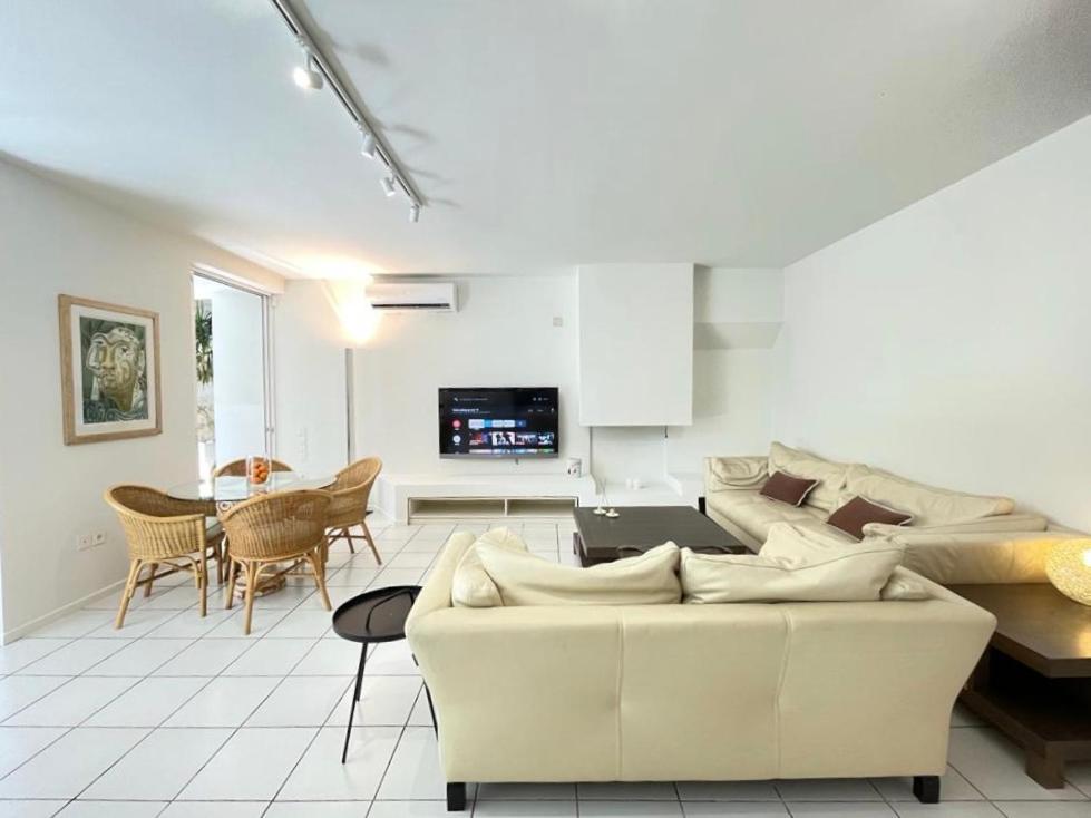 Apartament Vouliagmeni'S Secret Garden Near The Sea Ateny Zewnętrze zdjęcie